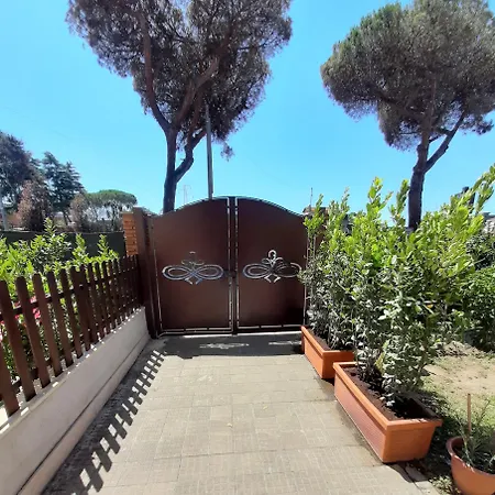 La Bouganville - Grazioso Con Giardinetto Rome